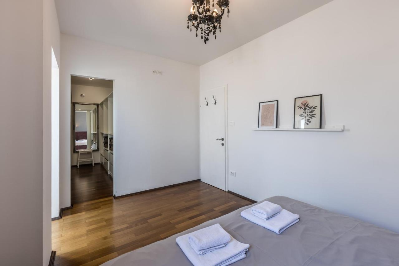 Central Park Apartment With Terrace スプリト エクステリア 写真